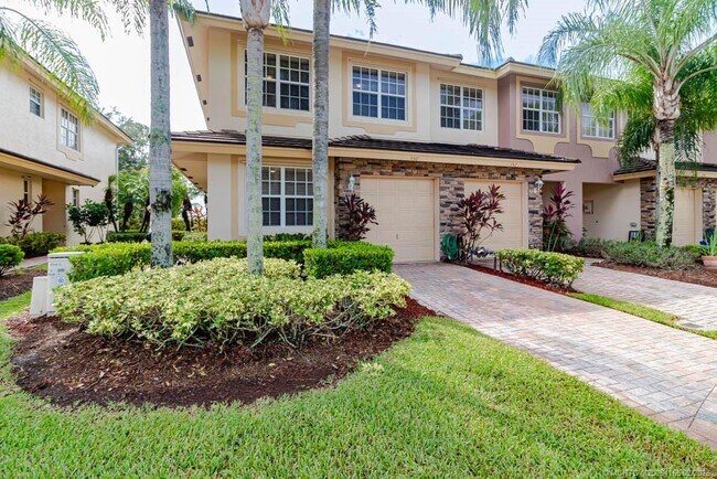 Foto del edificio - 356 SE Bloxham Way