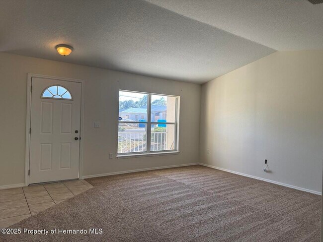 Foto del edificio - 10425 Chalmer St