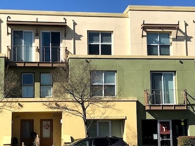 Top-story condo with balcony! - 256 City Center Dr