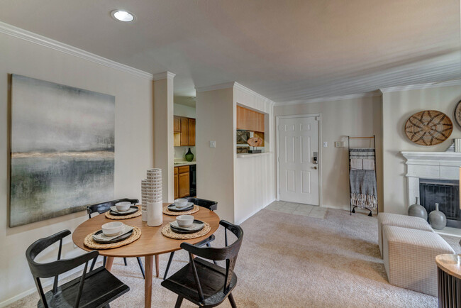 Dining Room - Vistas at Hackberry Creek