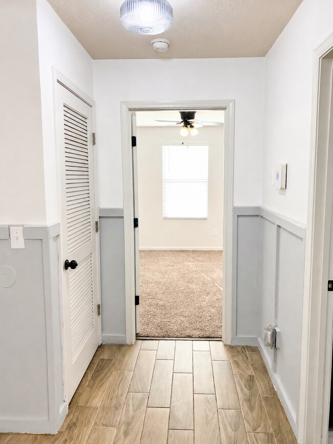 Building Photo - 204 Hayworth Ct