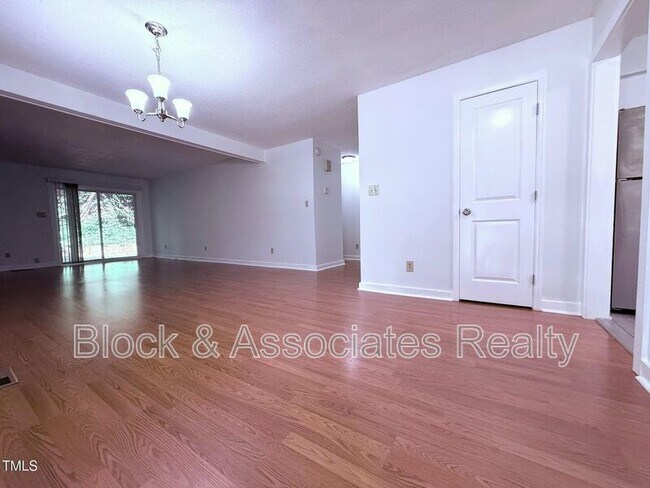 Foto del edificio - 4101 Arckelton Dr