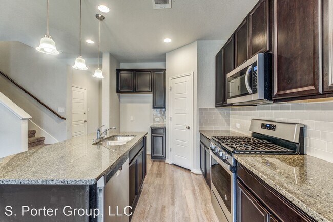 Foto del edificio - 3 br, 2.5 bath House - 12934 Renley Crest