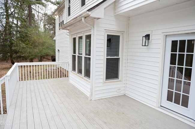 Building Photo - 6001 Brown Swiss Way