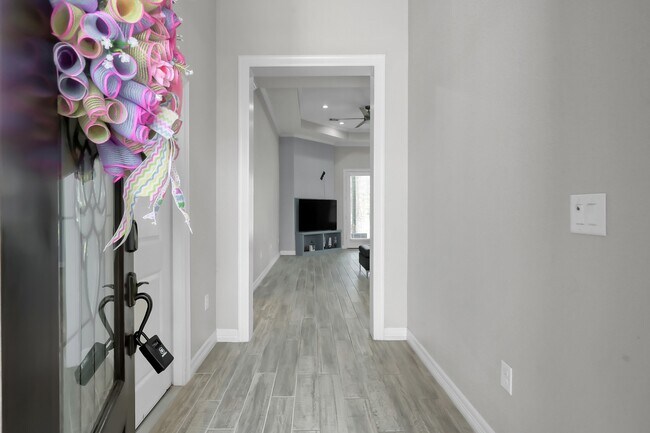 Foto del edificio - 14609 Jim Stowe Rd