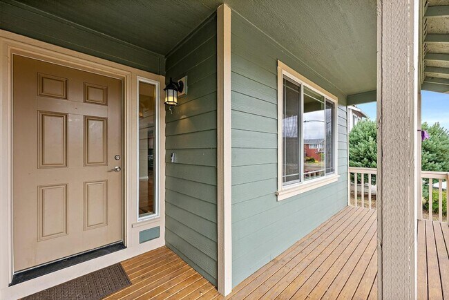 Foto del edificio - Bright & Spacious 4 Bedroom Home in Yelm f...