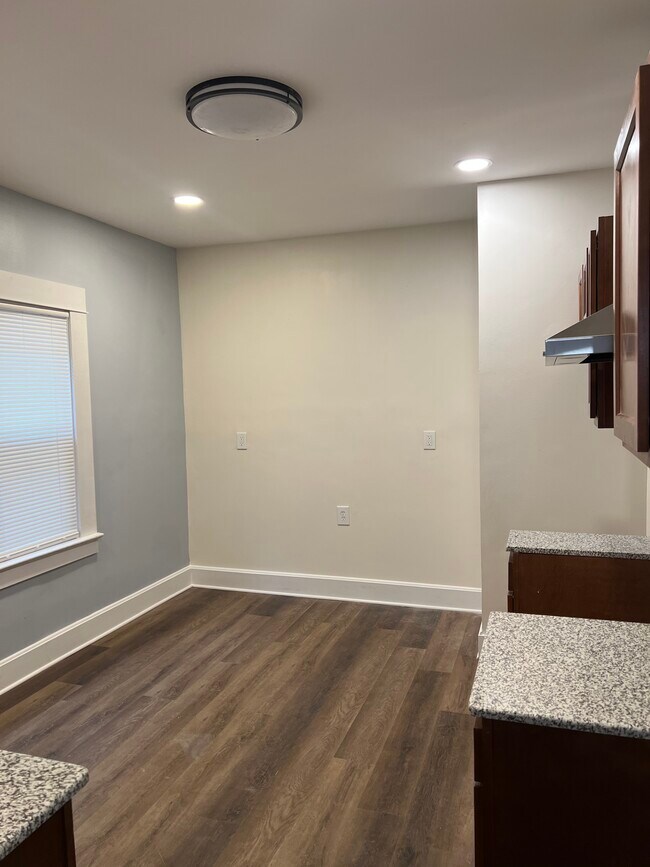 Foto del edificio - 329 Grider St