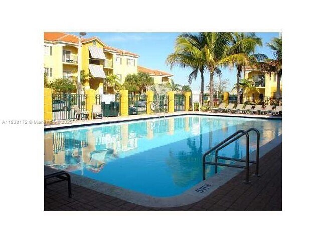 Foto del edificio - 7220 NW 114th Ave