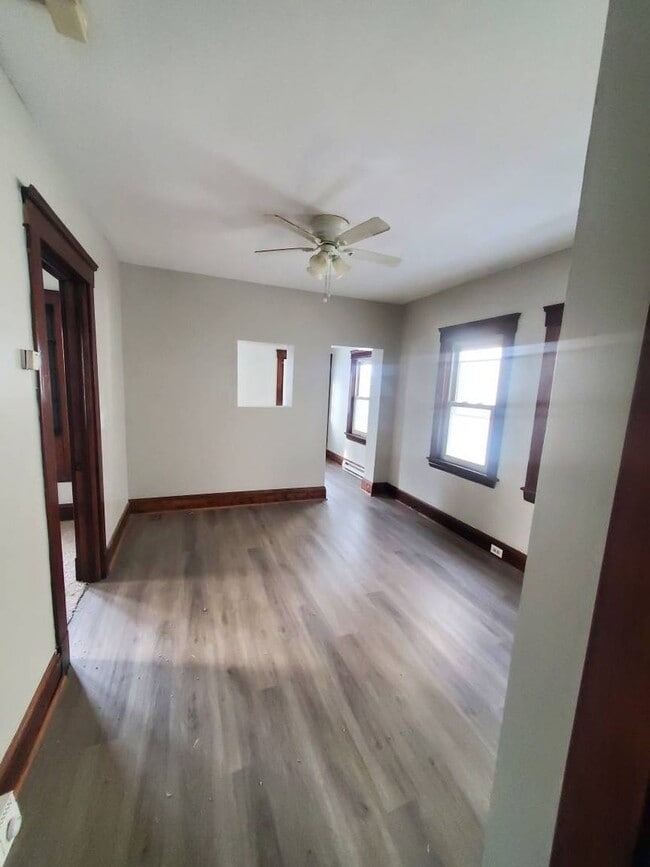 Building Photo - Charming 3-Bedroom Home Offering Comfort, Space & Modern Updates