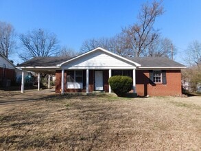 Building Photo - 8415 Dottley Dr