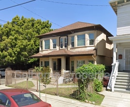 Building Photo - 524 41st St