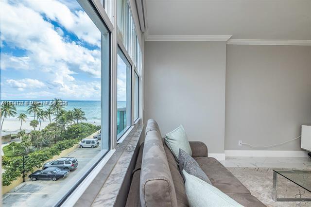 Building Photo - 2501 S Ocean Dr