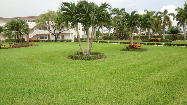 Foto del edificio - 271 Fanshaw Way