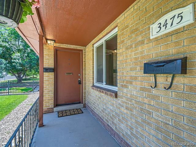Foto del edificio - 3475 Ames St