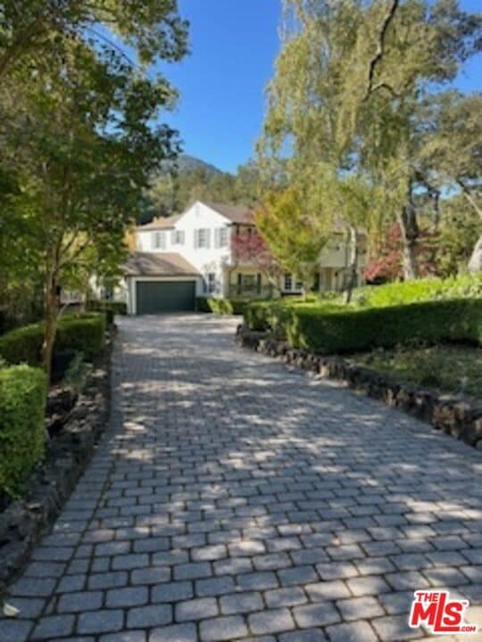 Primary Photo - 15 N Ridgewood Rd