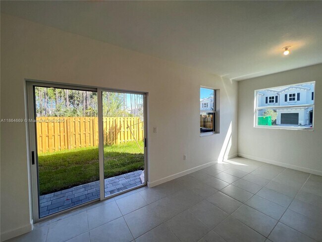 Foto del edificio - 16221 SW 290th Terrace