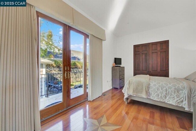 Foto del edificio - 2004 Main St