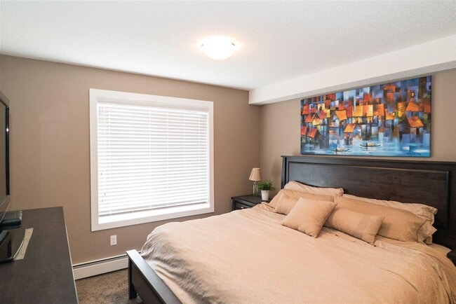 Building Photo - 530-530 Watt Blvd SW
