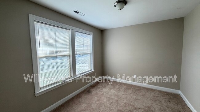 Foto del edificio - 525 Portstewart Dr