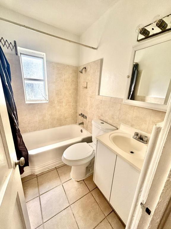 Foto del edificio - 28 Majorca Ave