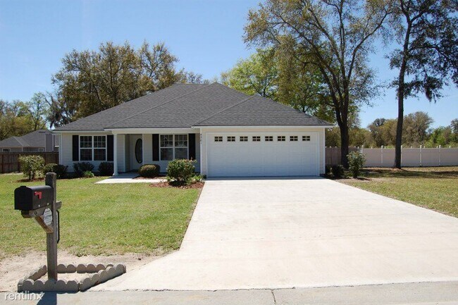 Building Photo - 4 br, 2.5 bath House - Quarterman Estates