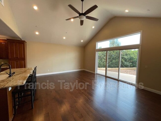 Building Photo - 14398 Harvest Crescent