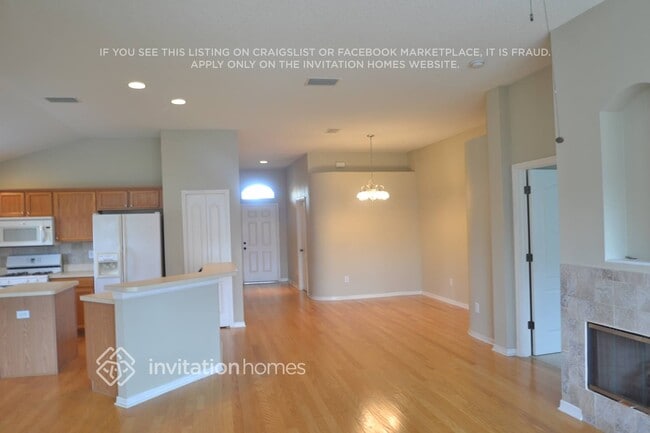 Building Photo - 1021 Torreya Way