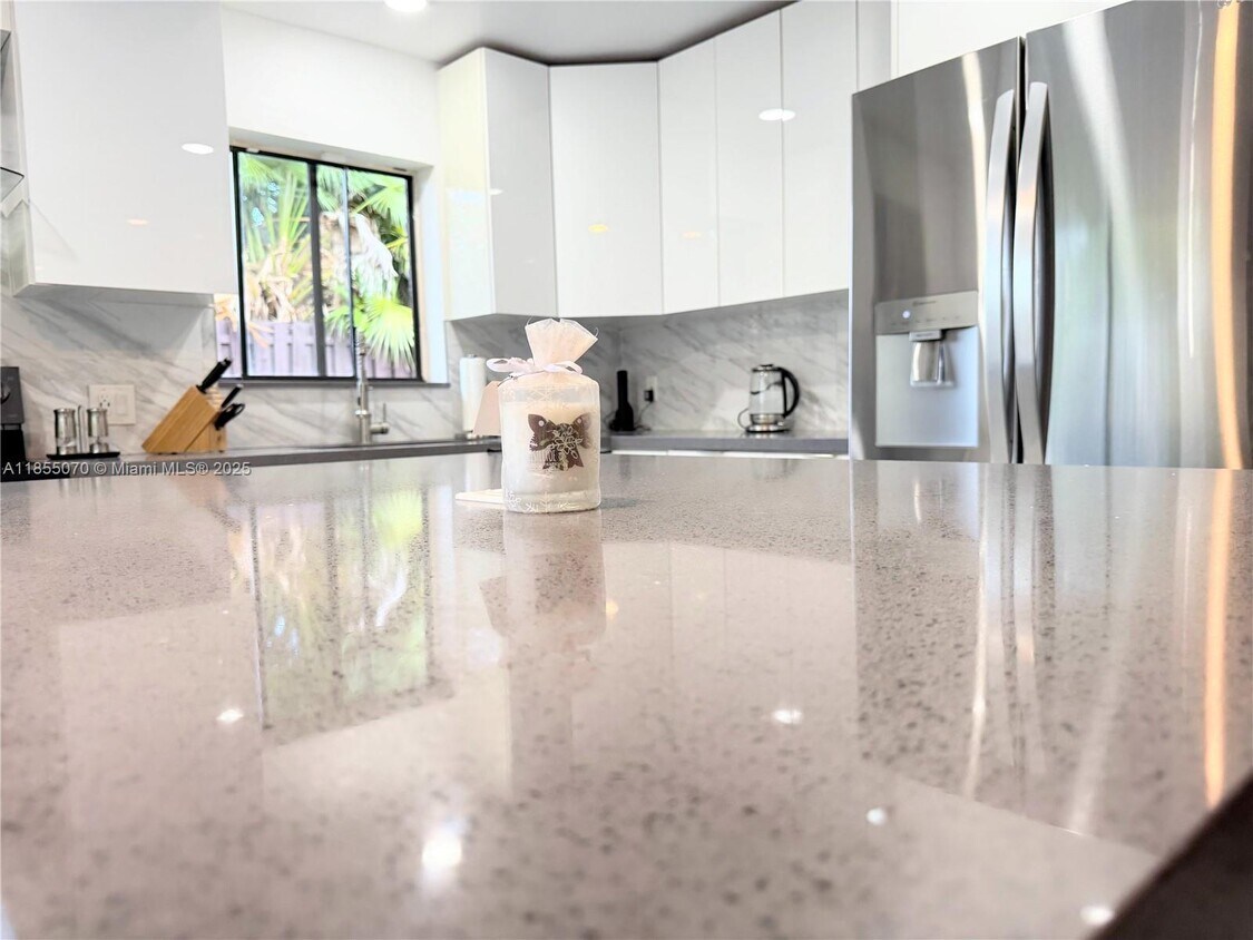 Foto principal - 20429 NE 10th Ct Rd