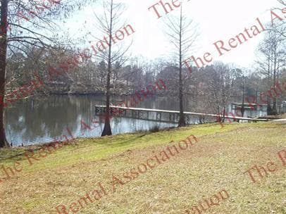 Building Photo - 3719 Rapides St