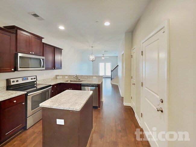 Foto del edificio - 502 Hickory Leaf Ct