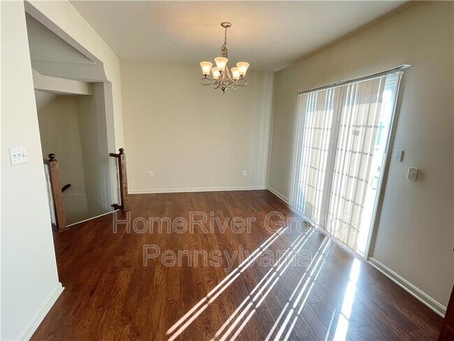 Building Photo - 364 Marshall Heights Dr