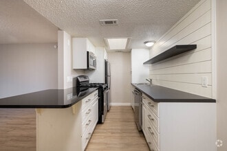 1BR, 1BA - 598SF - The Chelsea