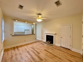 Building Photo - 405 N Madison St