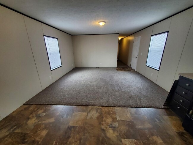 Building Photo - 29 Cardinal Hill Dr