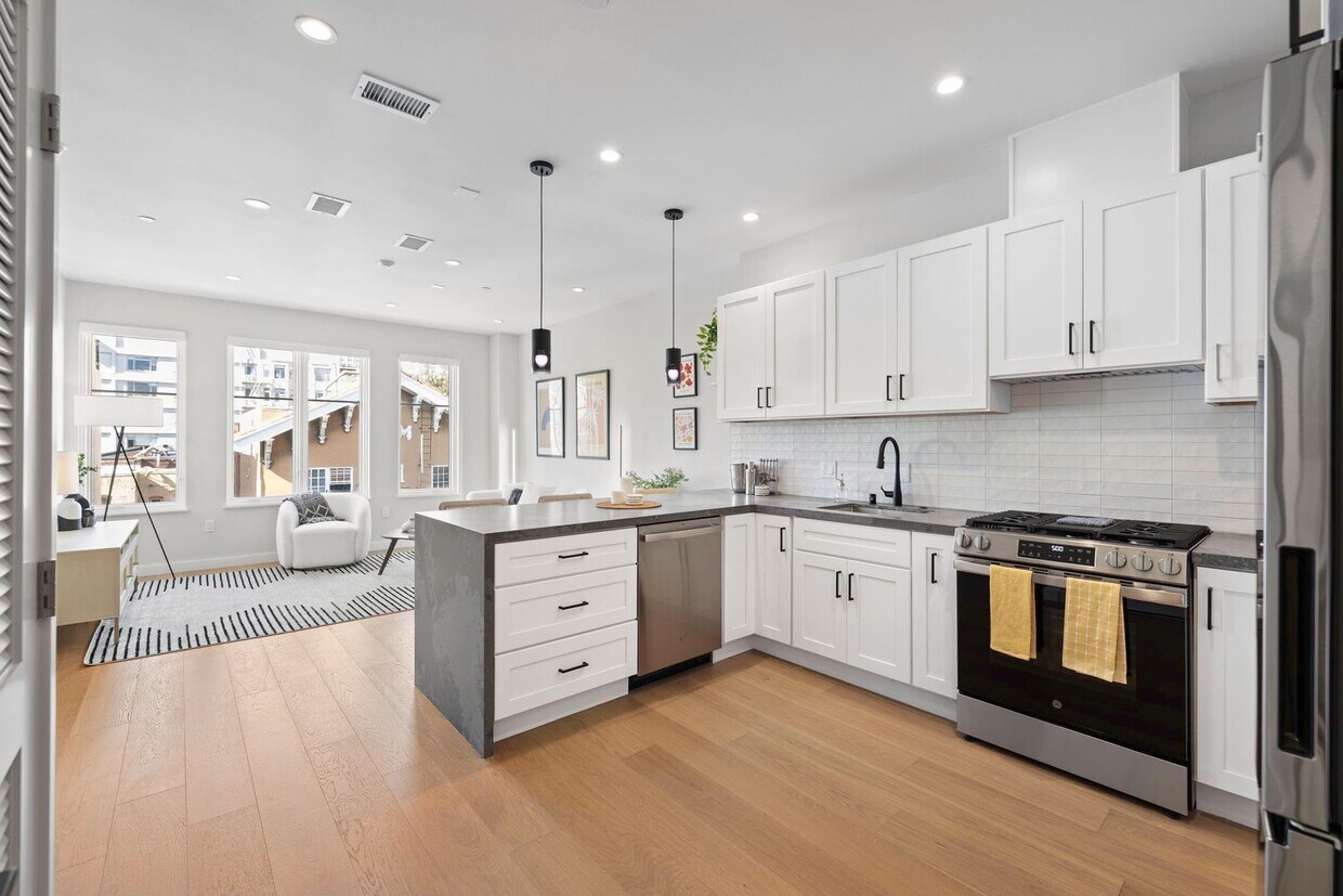 Foto principal - 693 Sutter St