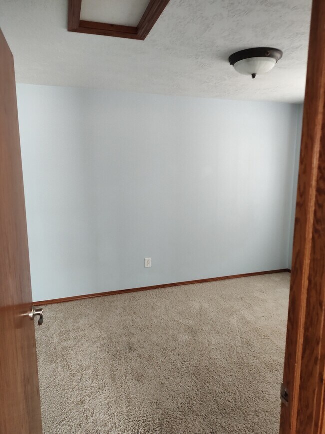 Foto del edificio - 5710 S Shore Dr