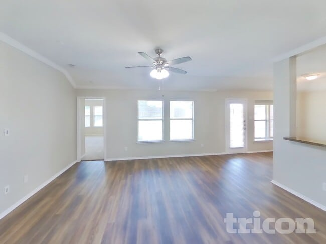 Foto del edificio - 12116 Long Stone Dr
