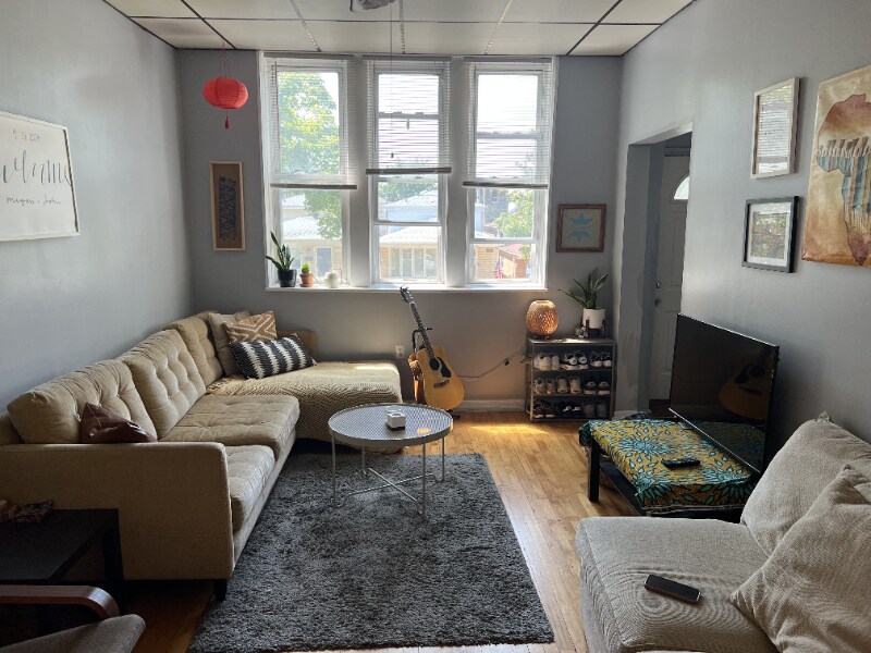 Primary Photo - 3821 S Parnell Ave