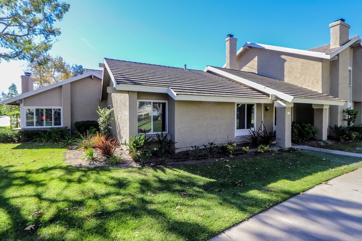 21127 Via Santiago Unit 21127 Via Santiago, Yorba Linda, CA 92887