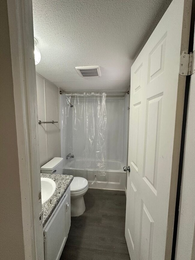 Building Photo - Remodeled home for sale