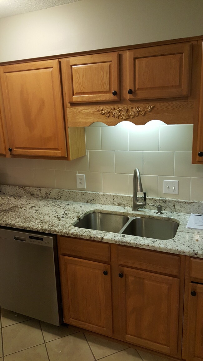 Building Photo - 6349 New Market Way