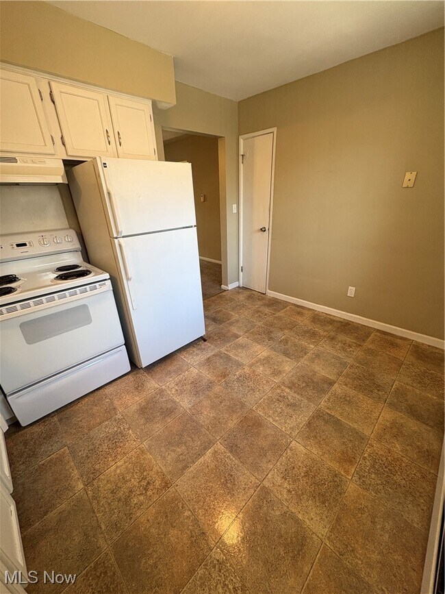 Foto del edificio - 66 Washington Blvd