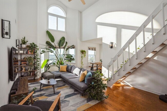 Foto del edificio - 4313 Smith Ave