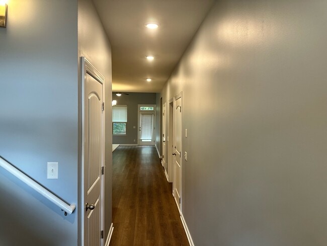 Building Photo - 3103 Defilade Dr