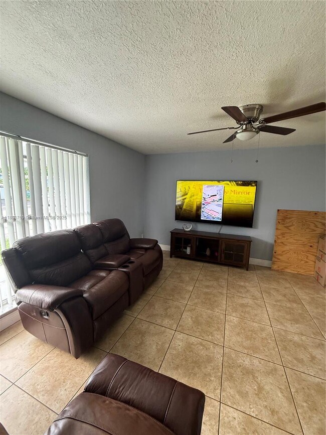 Foto del edificio - 25835 SW 123rd Ave