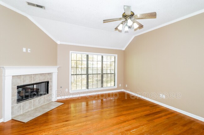 Foto del edificio - 7764 Shadow Glen Ln