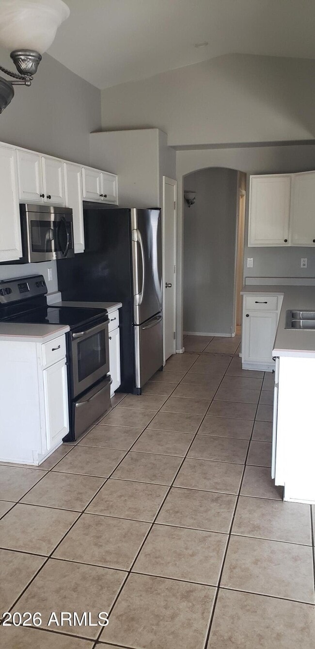 Building Photo - 7141 E Jacob Ave