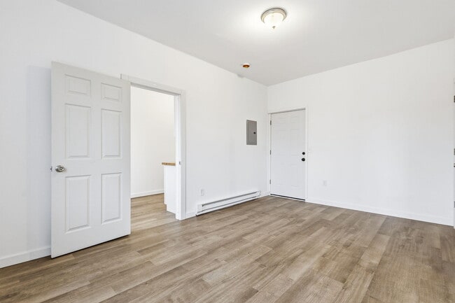 Foto del edificio - 3295 Rochester St