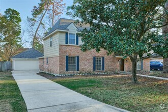 Building Photo - 715 Baltic Ln