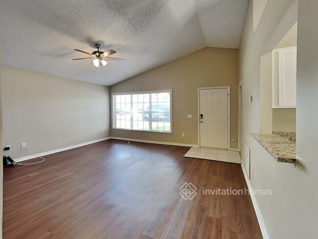 Building Photo - 2479 Sagemont Dr